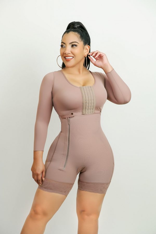 5018 | Faja post quirúrgica tipo short con mangas largas - Imagen 2