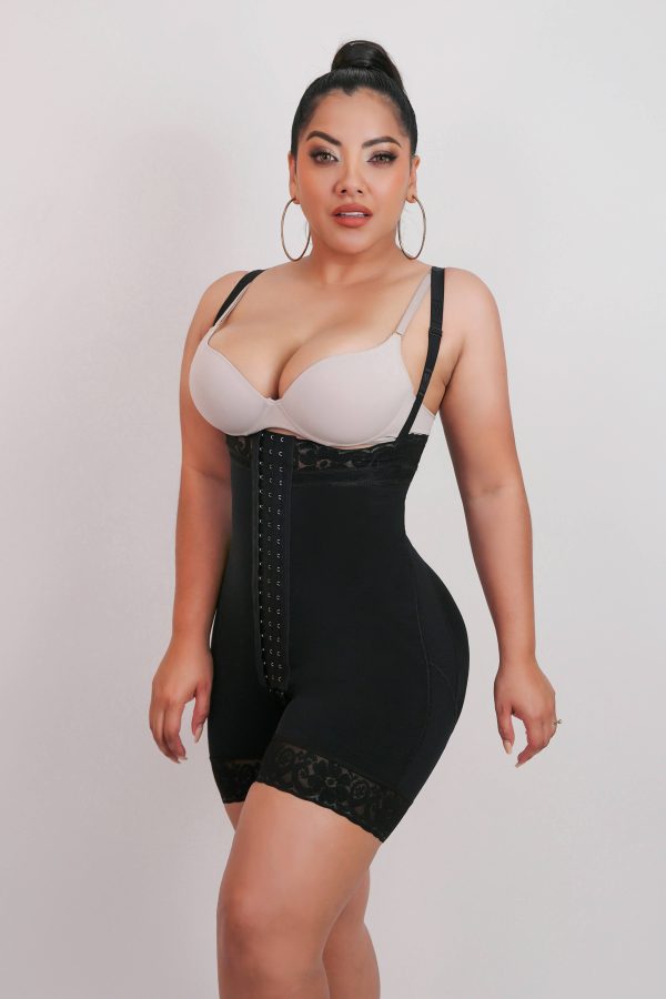 1023 | Short Alto Control Abdomen y Gafetes - Imagen 5