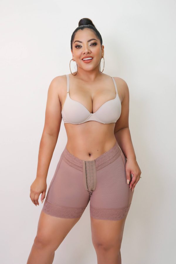 3035 | Short Corto Control de Abdomen con gafetes